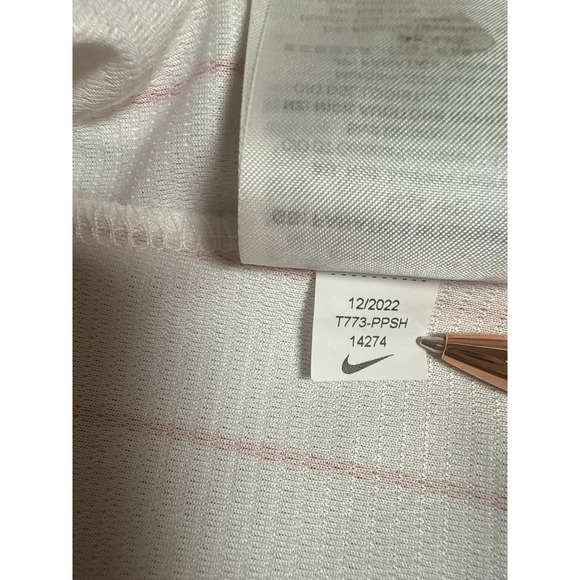 Nike Philadelphia Phillies #55 Suarez Jersey Medium White Pinstripe MLB Genuine - Picture 7 of 11